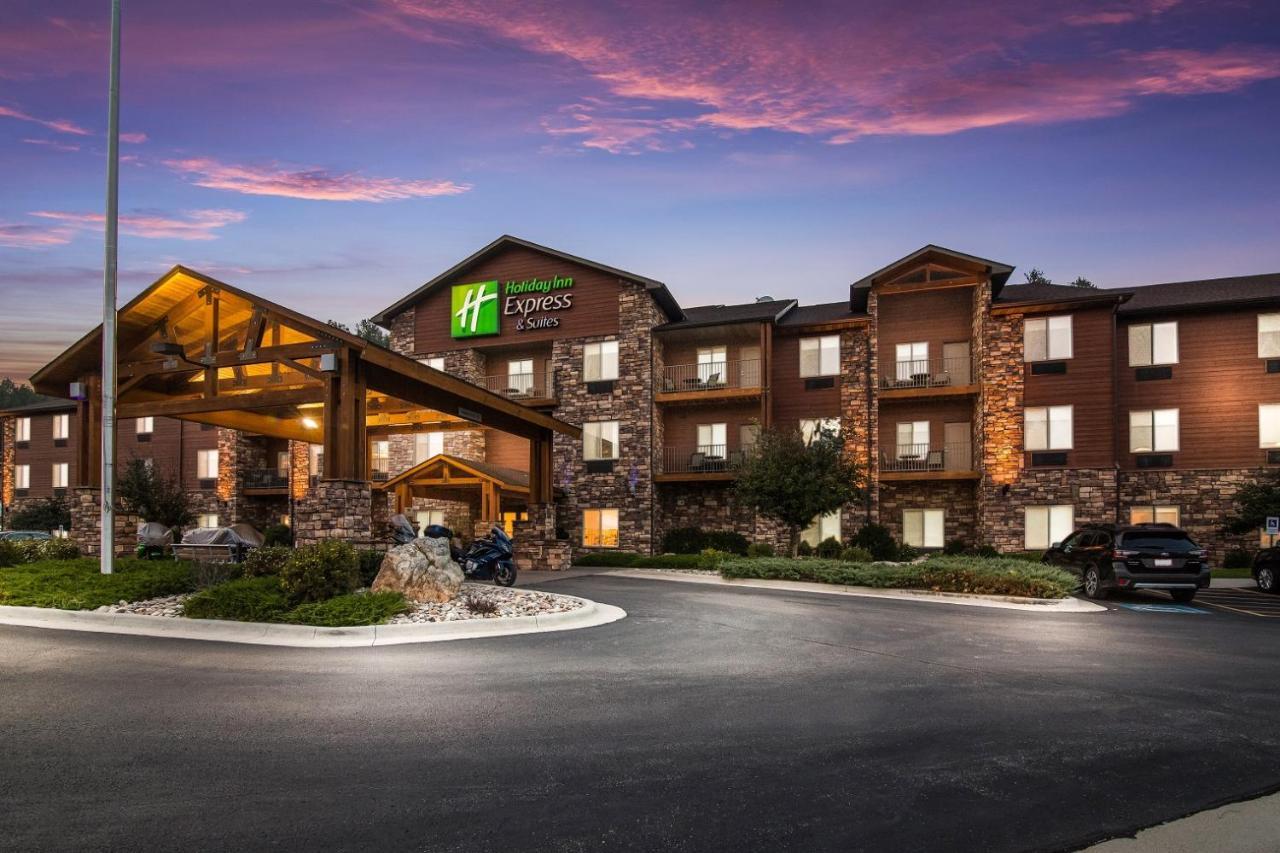 Holiday Inn Express & Suites Custer-Mt Rushmore Exterior foto
